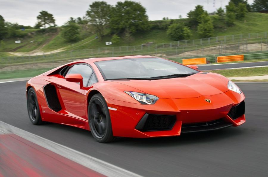  Lamborghini Aventador LP700-4 2011 года  (фото 163 из 204)